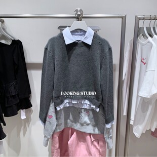 UR&DC2025秋季新款潮流假两件条纹拼接破洞长袖针织衫女短款上衣