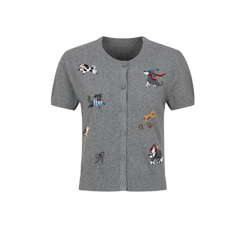 UR&DC2026春季新款休闲粉彩风萌宠刺绣圆领针织开衫女短款上衣潮