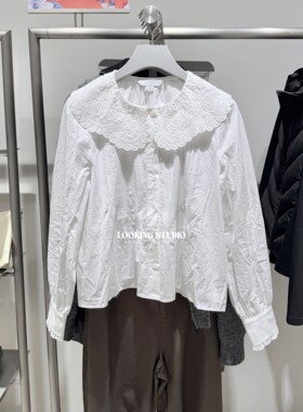 UR&DC2026春季新款优雅镂空刺绣风琴褶开襟娃娃领白色长袖衬衫女