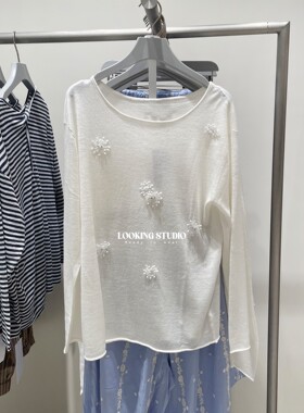 UR&DC2026春季新款休闲立体钉珠花朵圆领套头白色长袖针织衫女薄