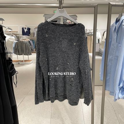 UR&DC2025秋季新款设计感超宽松潮流亮片水钻饰破洞长袖针织衫女