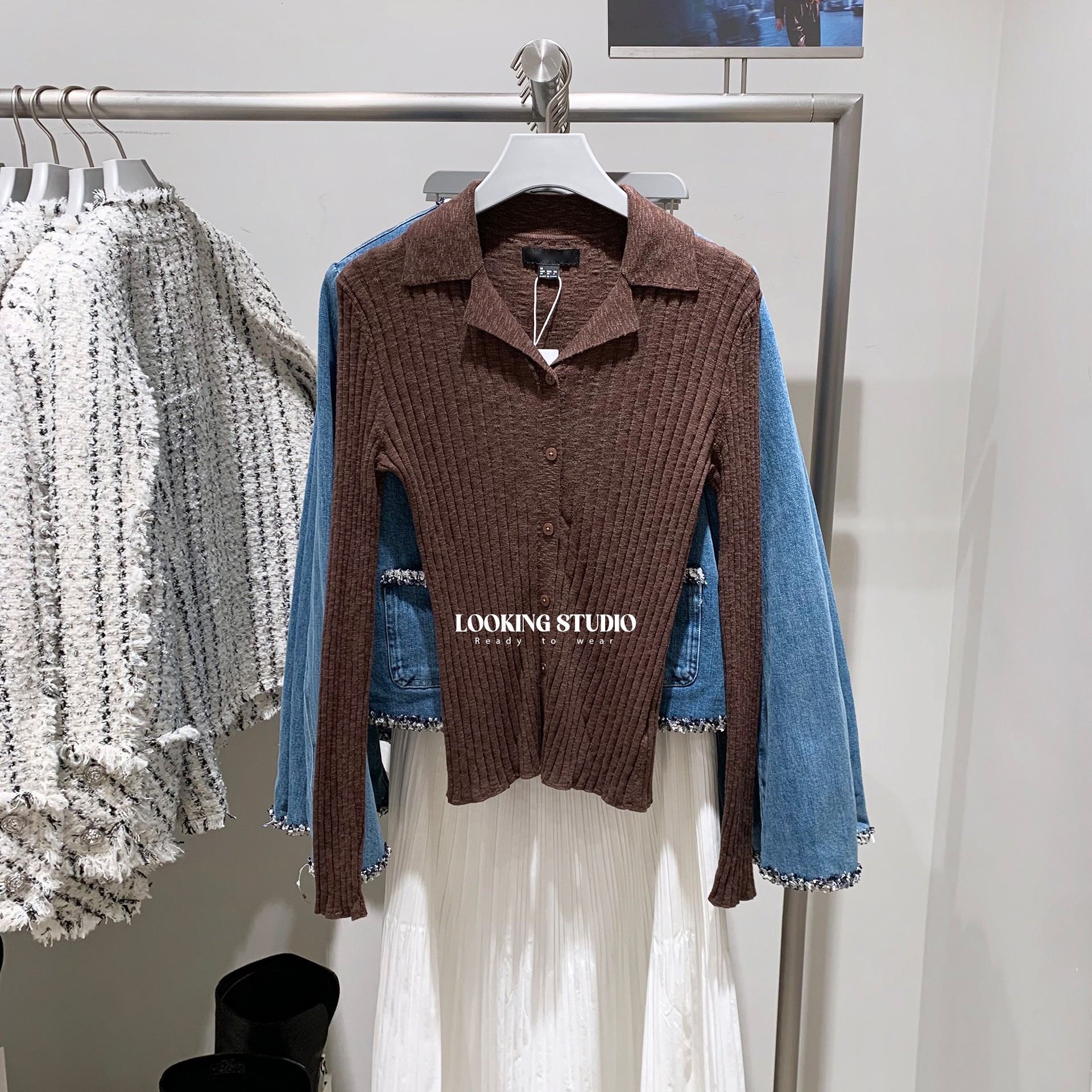 UR&DC2025秋季新款法式简约气质肌理感纽扣长袖针织开衫女薄上衣