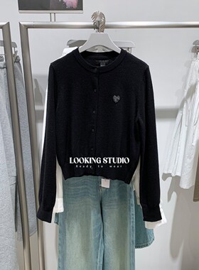 UR&DC2025秋季新款简约休闲亮片装饰圆领长袖针织开衫女短款上衣