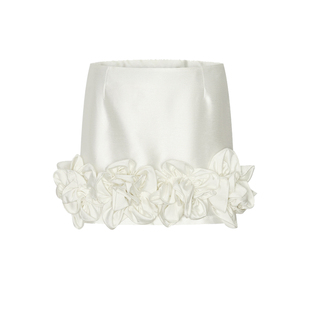 UR&DC2025春季新款高级感法式气质白色立体花朵装饰堆叠短裙半裙