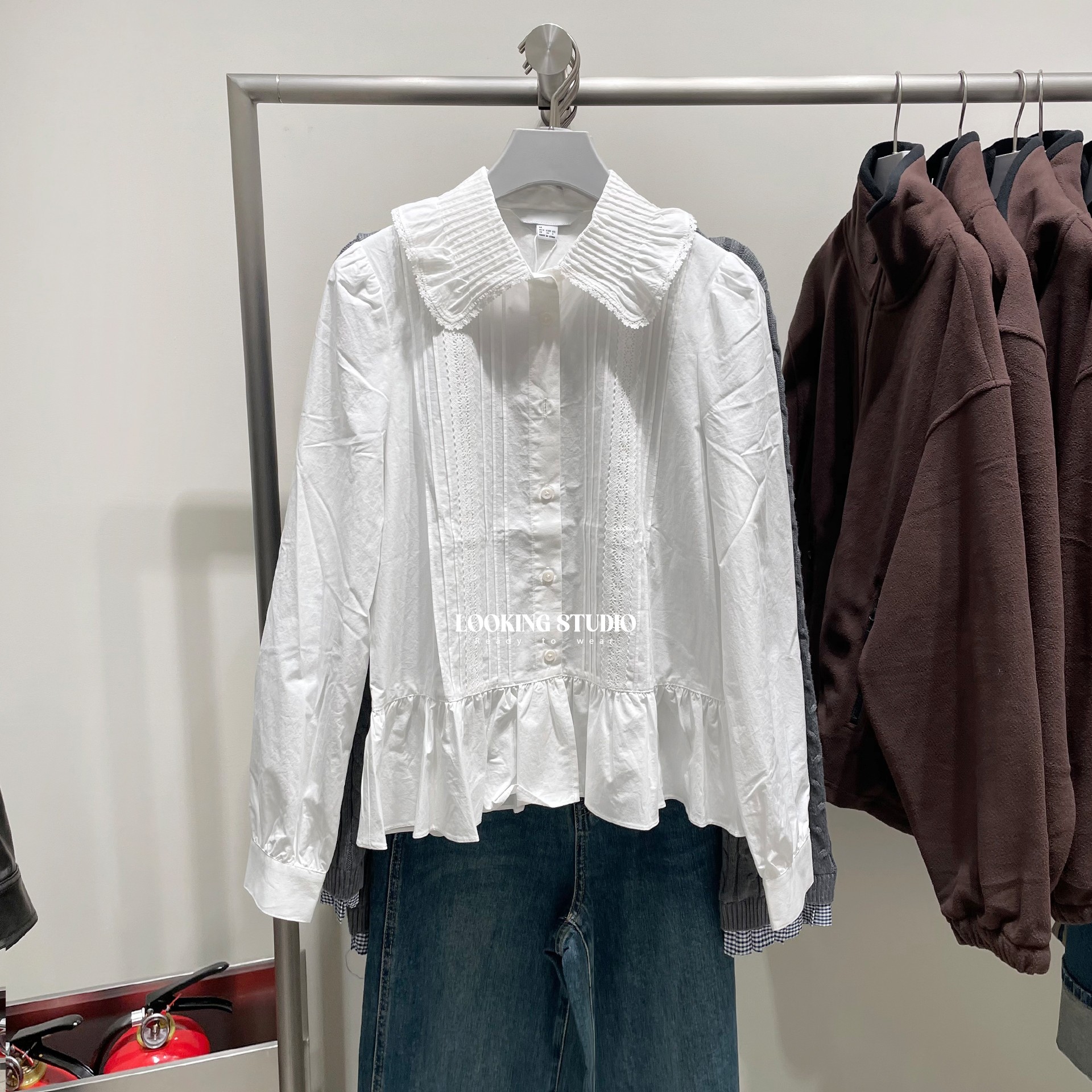 UR&DC2025秋季新款法式甜美芭蕾风娃娃领拼接蕾丝长袖开襟衬衫女