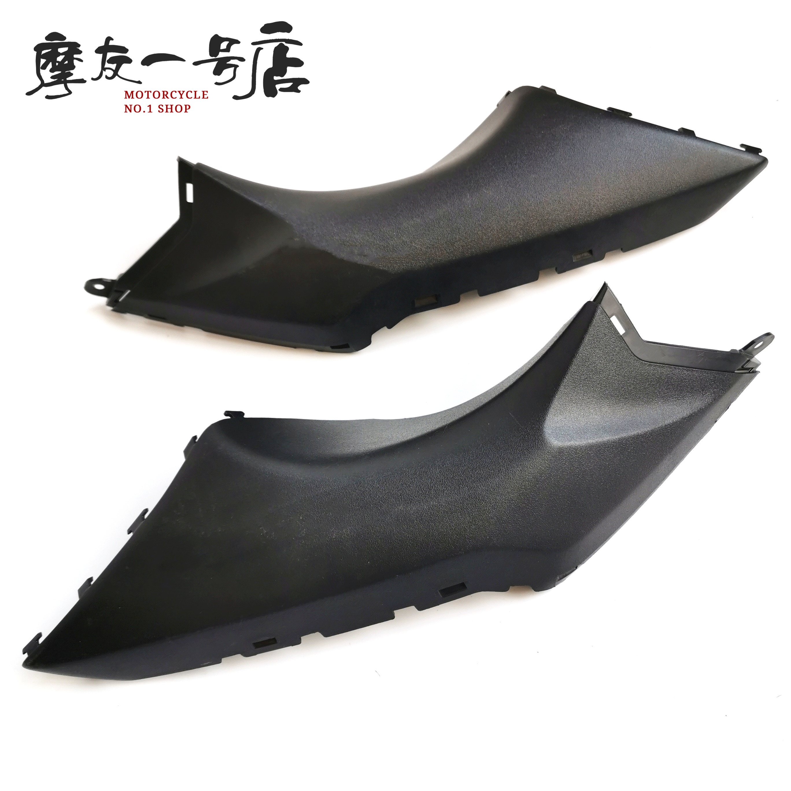 适用gw250f摩托车导流罩侧装饰板gw250f导流罩左右装饰板头罩装饰