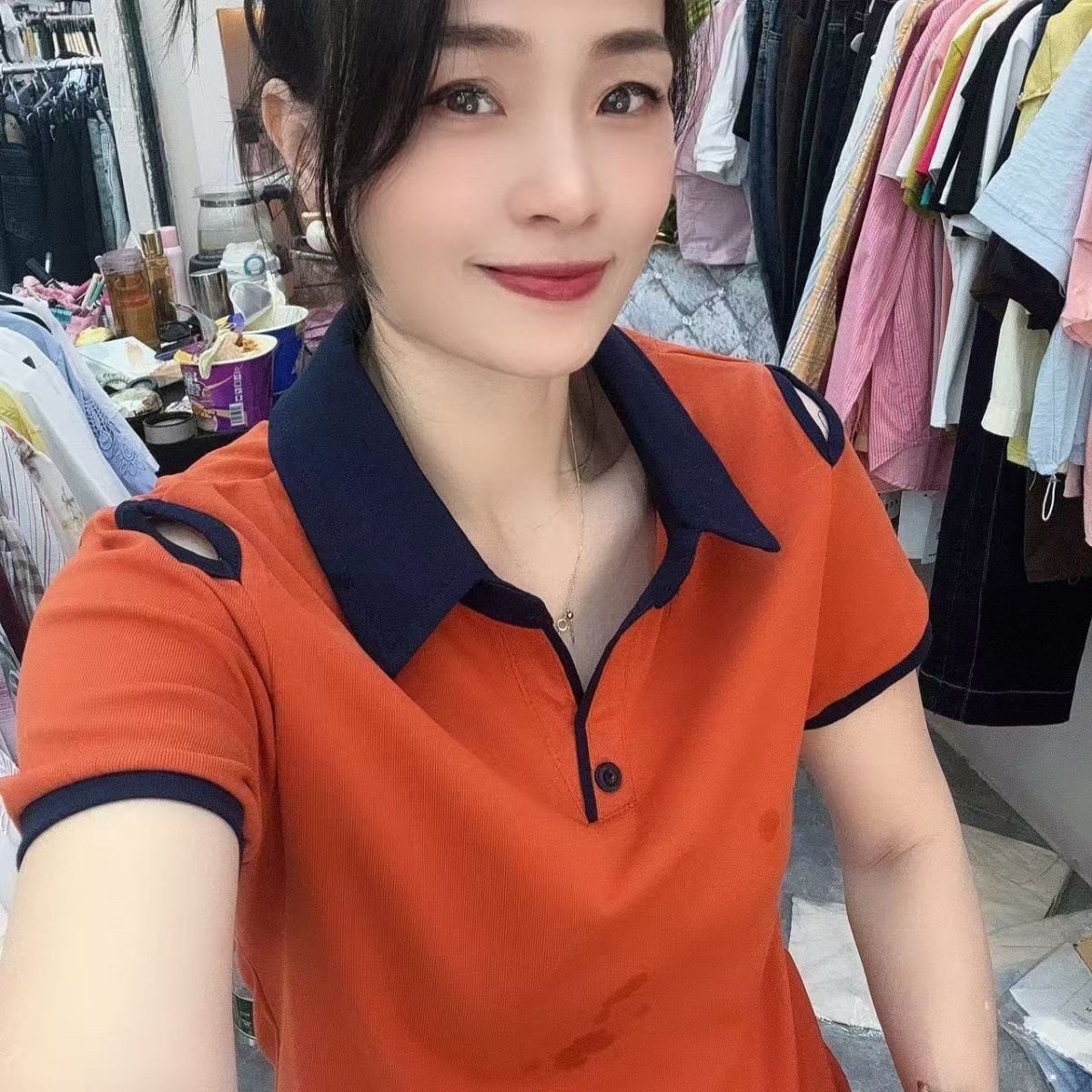 设计感夏天短袖T恤女士大码撞色镂空上衣时尚妈妈潮流小衫