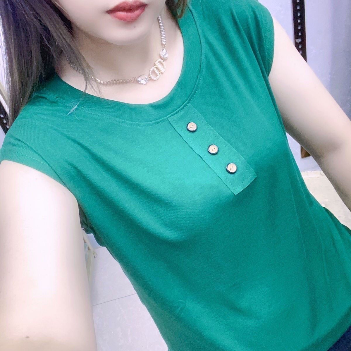 中老年宽松莫代尔无袖打底吊带妈妈上衣女士背心夏季加肥加大大码