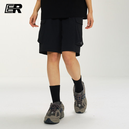 ER字母大口袋短裤男2026夏季潮牌宽松工装裤休闲高街五分短裤女