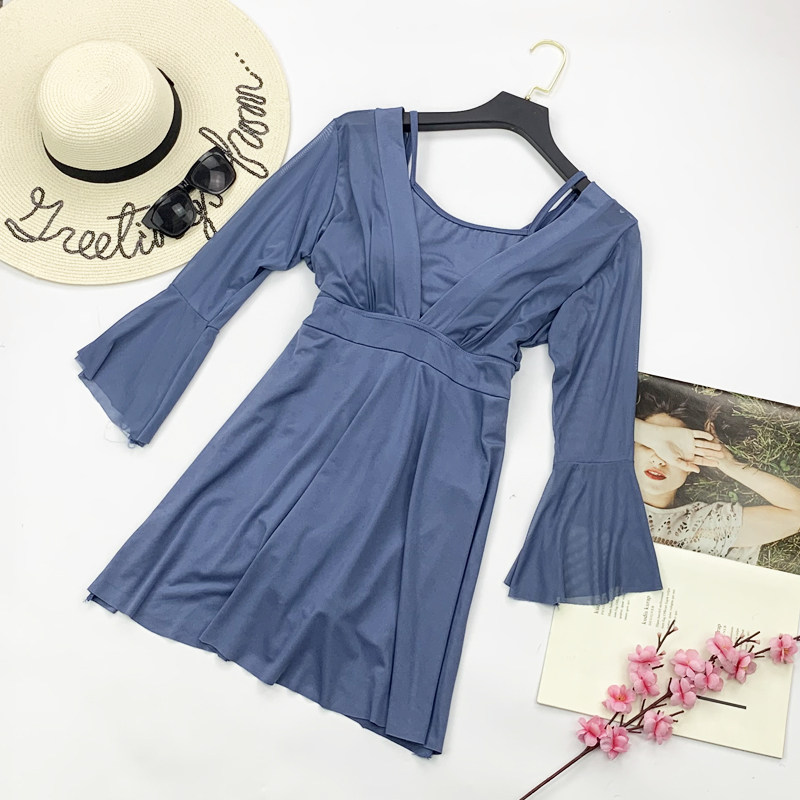 时尚长袖防晒泳装女士保守遮肚显瘦小胸聚拢沙滩遮肉游泳衣平角裤