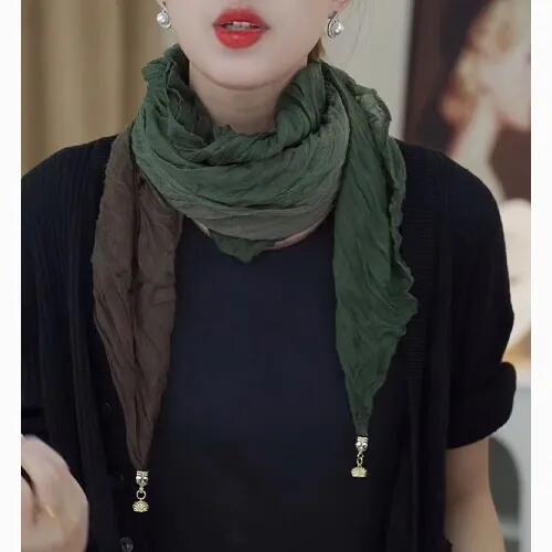 2025韩版春秋时尚百搭渐变色高级感磁扣方巾棉麻褶皱围巾护颈围脖