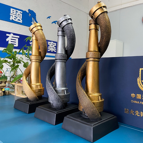 消防救援火焰蓝杯比武竞赛奖品水枪雕塑离职离队纪念品水龙2号