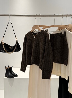 平价定制！30羊毛！同品质1300一套！麻花钩织毛衣短裙两件套S527