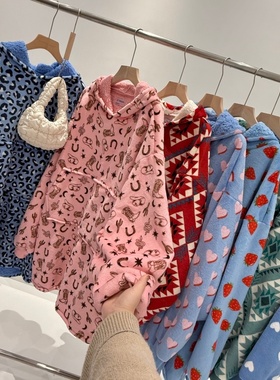 捡漏！淘到国外商场119+绒绒连帽居家睡袍 可外穿Y030