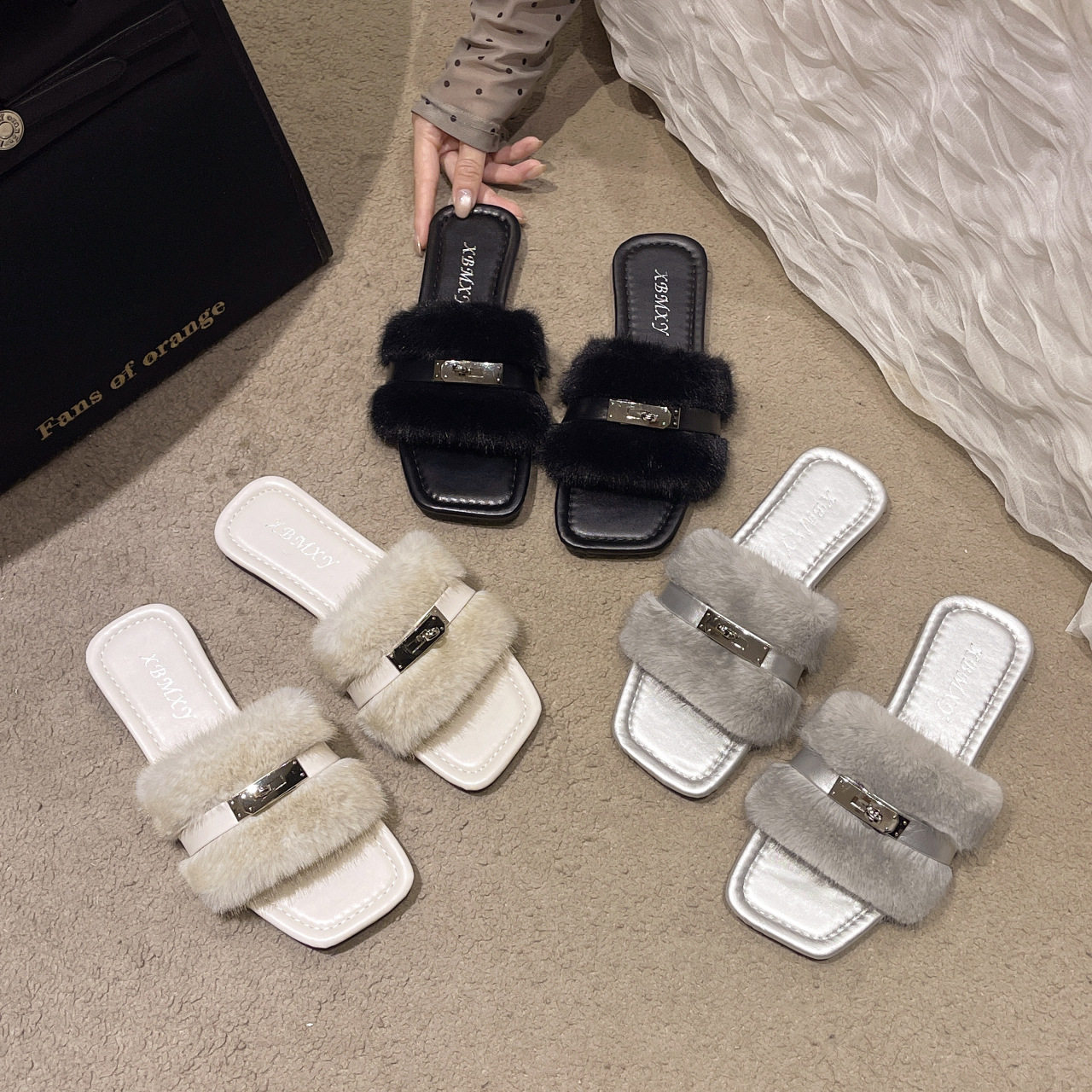 复古坡跟棉拖鞋平底居家加绒带交叉感防滑高级秋季一字毛毛拖鞋女,女鞋,毛毛鞋,淘宝优惠券,粉丝福利购,淘宝优惠卷