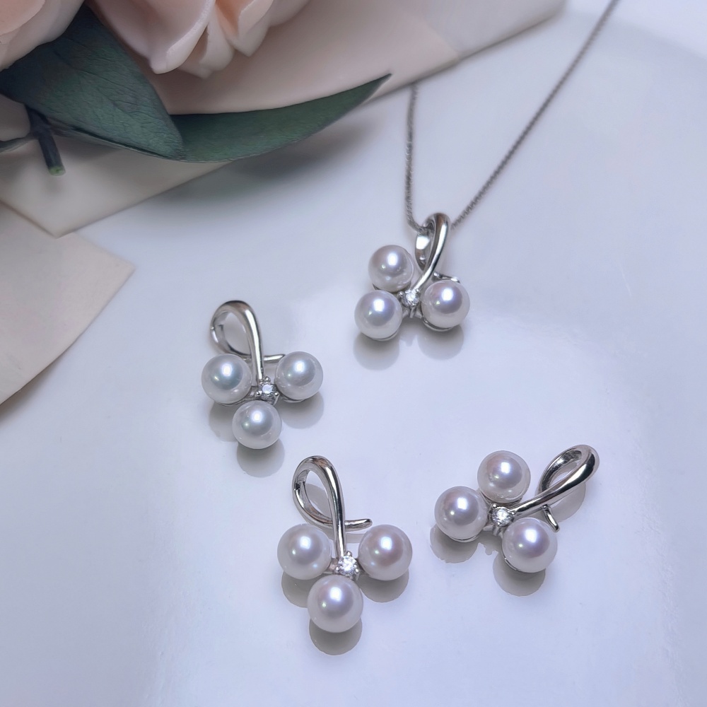 秋冬氛围感强光小葡萄珍珠吊坠