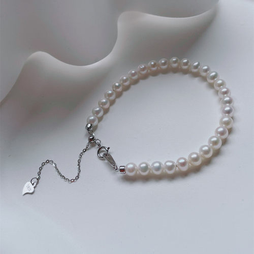 5mm近正圆淡水珍珠手链纯银扣头