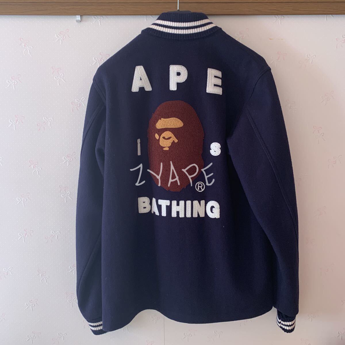 BAPE猿人头刺绣羊毛呢棒球夹克