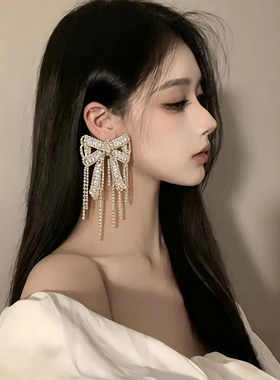 夸张时髦闪钻大蝴蝶结流苏耳环女