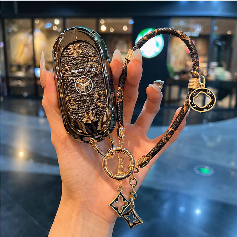 适用奔驰钥匙套2025款c级c260l/e级e300l/glc300l高级感c200l扣