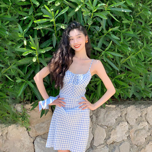 KLIOU 夏日治愈系度假风蓝色格纹吊带连衣裙女系带显瘦修身中长裙