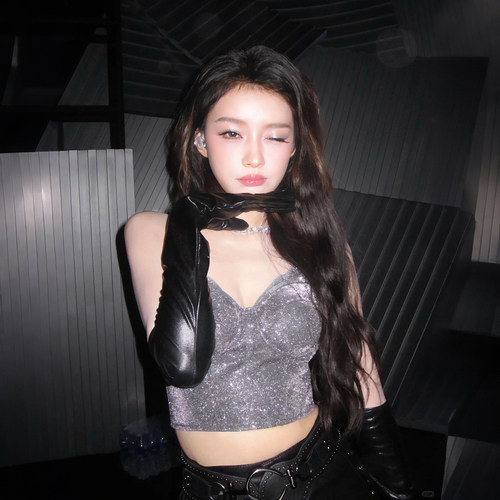 KLIOU 浪姐孙怡同款酷飒炸街未来感抹胸背心女显瘦高腰露脐短上衣