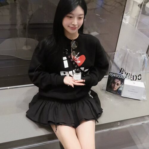 金泰妍同款韩国潮牌Asif Calie印花字母爱心蝴蝶结长袖圆领卫衣女