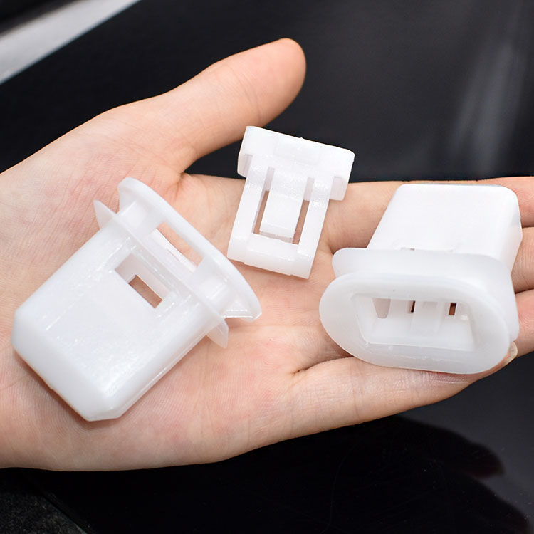 汽车后排座椅固定卡扣雪佛兰迈锐宝XL创酷爱唯欧乐风后座坐垫卡子