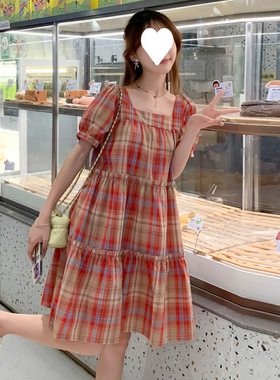 连衣裙2024新款小清新短袖格子连衣裙女小个子孕妇宽松显瘦a字裙