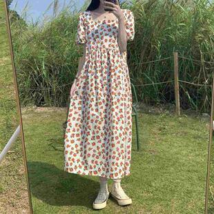长款碎花连衣裙女小清新露背字裙遮肚显瘦中长裙方领田园风裙子夏