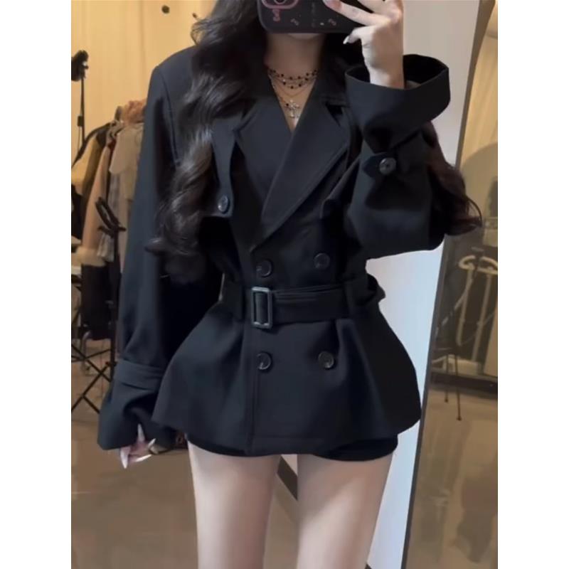 2025秋季新款英伦风翻领双排扣收腰系带高级感风衣女气质短款外套