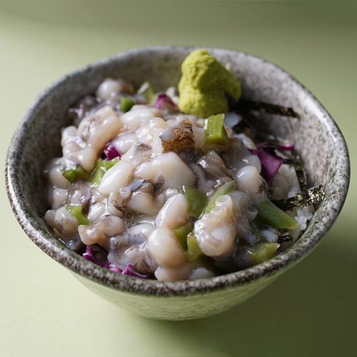 芥末章鱼即食北极贝边日式料理