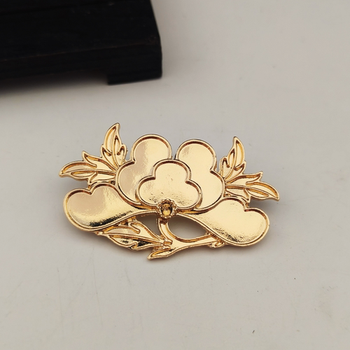 电泳保色小花胸针合金玉兰花