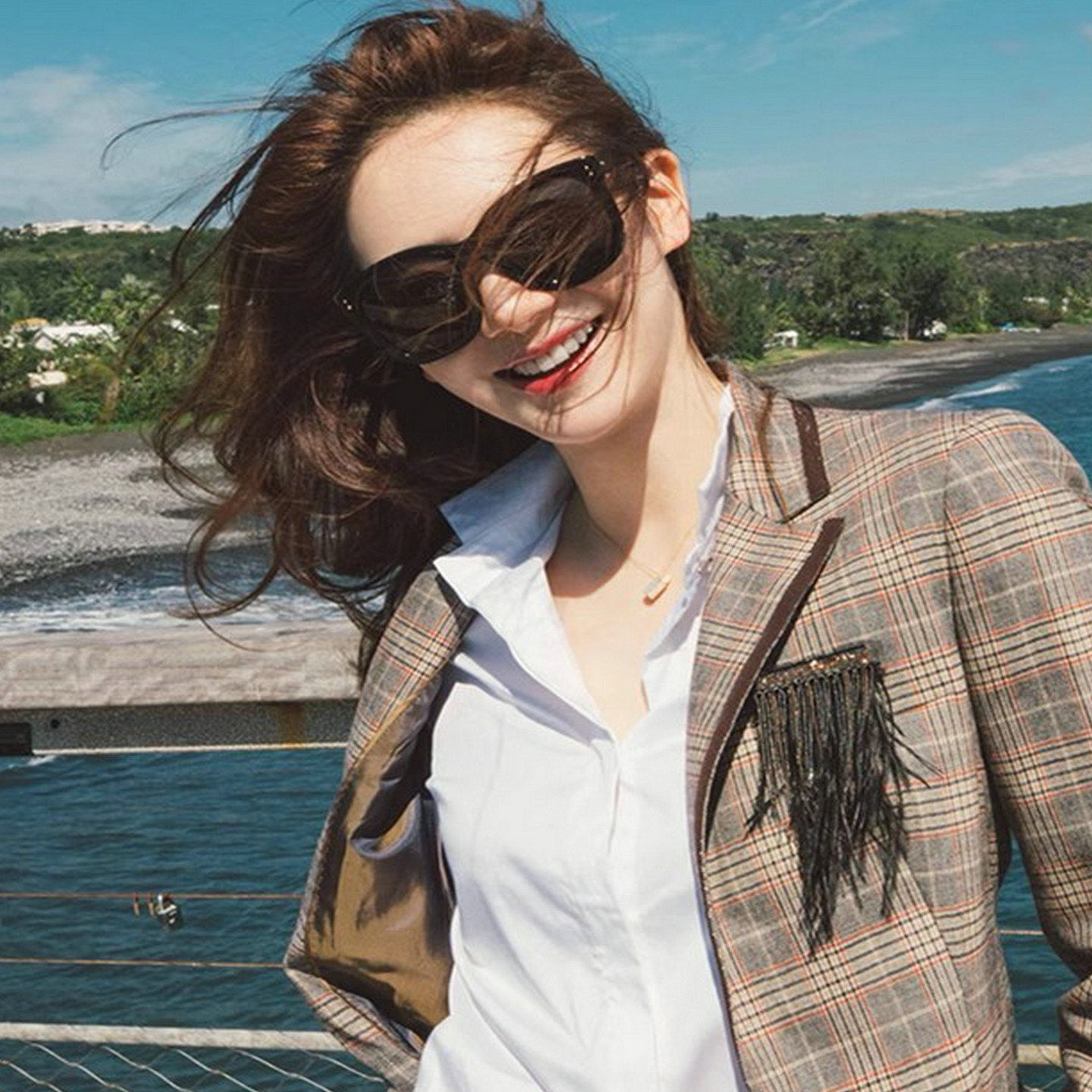 超黑复古方形大框偏光太阳镜女防紫外线墨镜高级感小脸黑色镜架