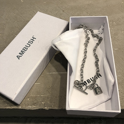 AMBUSH百搭嘻哈钥匙锁服配项链