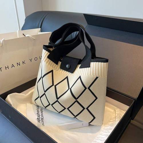 25新款托特韩版菱形格时