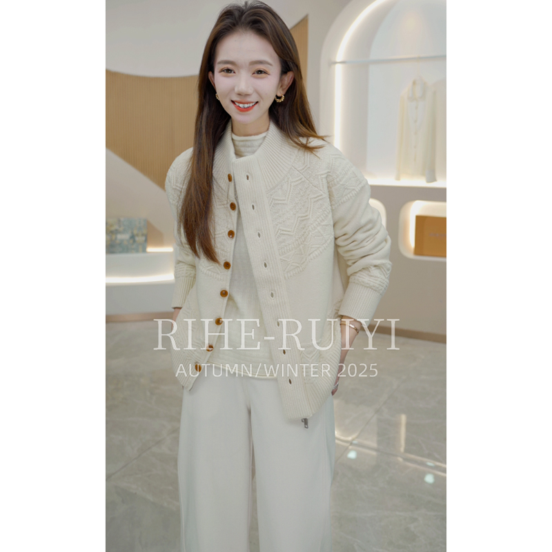 R H 【绞花】229504复古质感羊绒羊毛混纺桑蚕丝立领拉链毛衣