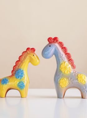 三色花中式彩陶马景德镇瓷器摆件客厅玄关电视柜桌面乔迁新居礼物
