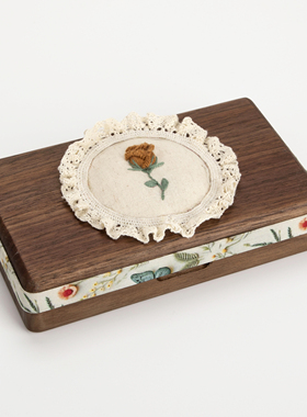 Sofis实木高档精致小首饰盒便携刺绣新款项链戒指耳钉手镯收纳盒