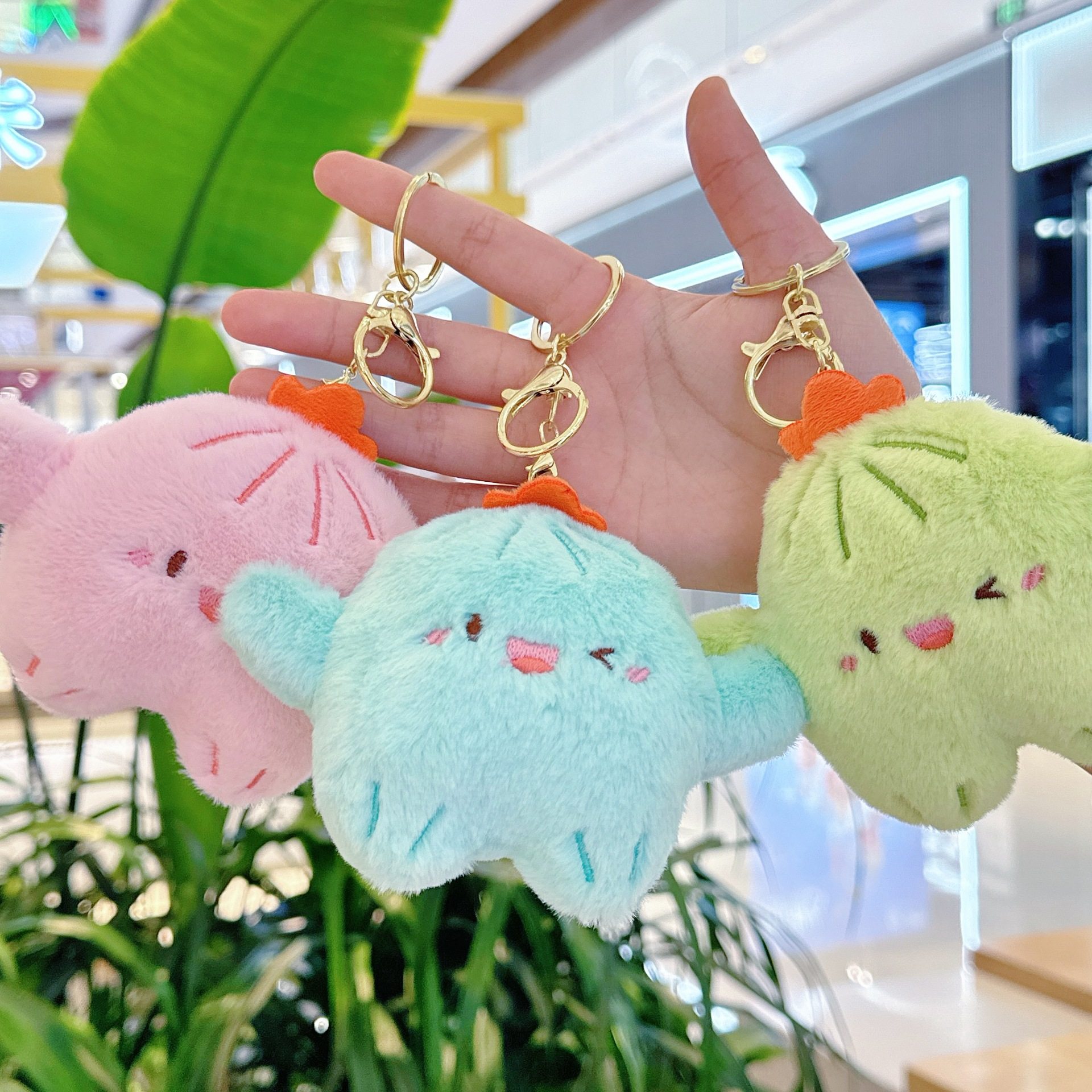 可爱仙人掌公仔小挂件毛绒玩具仙人球钥匙扣书包挂饰抓机娃娃