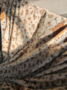 卡通牛奶绒单面绒布料冬季保暖亲肤床单被套绒布防静电大块绒布头