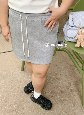 Onepang高克重灰色运动大码短裙女夏季显瘦大码A字半身包臀裙子