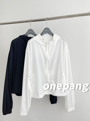 onepang户外运动感UPF50+防晒夹克透气清凉连帽短罩衫女大码女装