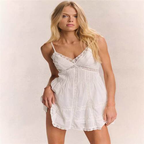 Sleeveless sexy slim fit lace lace tight top25外贸拼接镂空花