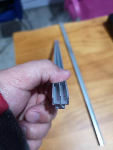 供应铝滑道 滑道系列 推拉滑道 展柜移门滑道 滑道厂家直销