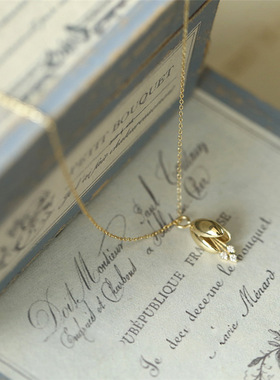 甜美花朵轻奢风简约吊坠项链