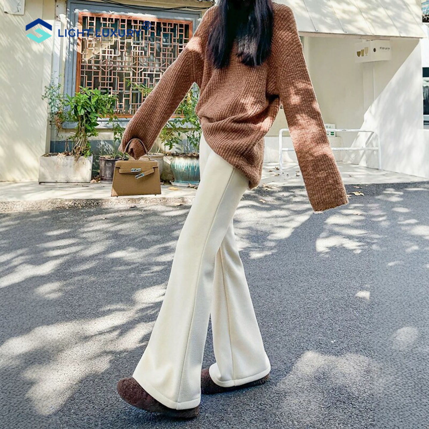 白色加绒微喇裤女软糯亲肤喇叭裤