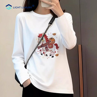 新年系列_纯棉长袖t恤女白色正肩内搭打底衫高级感小马印花上衣