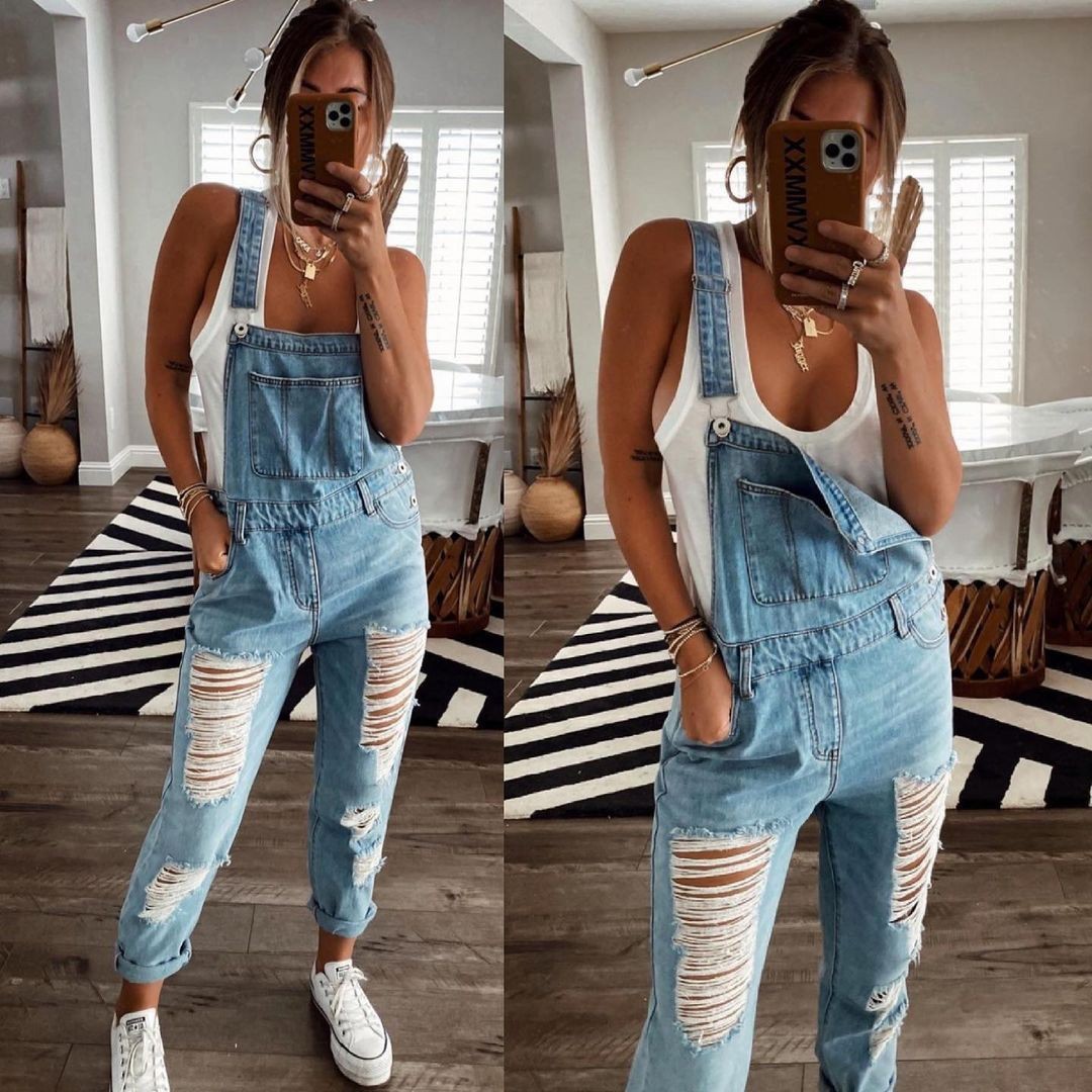 Women's perforated one-piece denim overalls女破洞牛仔背带裤