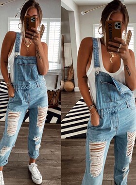 Women's perforated one-piece denim overalls女破洞牛仔背带裤